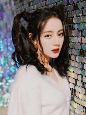 迪丽热巴双马尾怎么扎（迪丽热巴双马尾怎么扎好看）