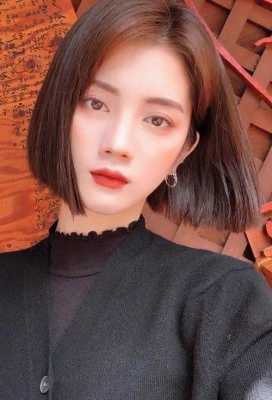 长脸头发少适合什么短发（一刀切短发无刘海适合长脸吗）