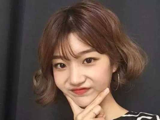 外翘短发适合什么脸型（束短发是什么）