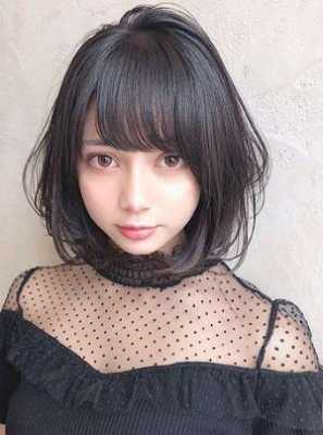 发质偏硬适合什么发型,硬头发适合留什么发型女
