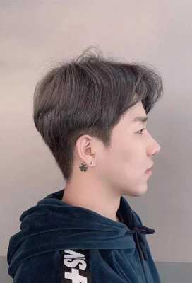 短头发剪什么发型好看（男人短头发剪什么发型好看）