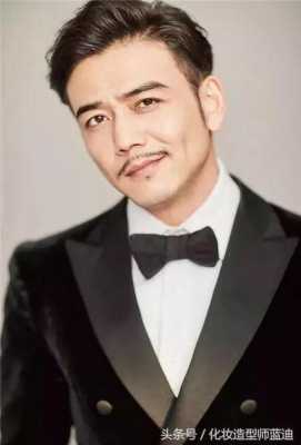 男人什么发型显得成熟（有胡子的男人适合什么颜色的头发）