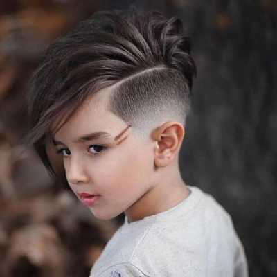10岁男孩剪什么发型（10岁男孩剪什么发型好看 帅气图片）