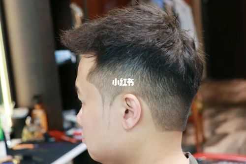 怎么理鬓角（怎么理鬓角才好看）