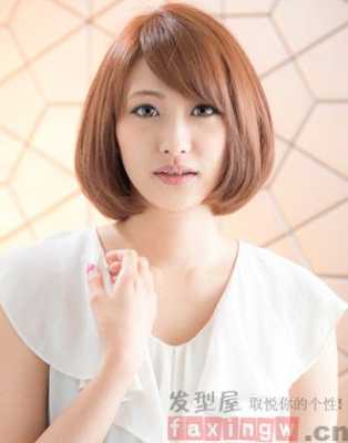 额头扁平窄适合什么发型,额头偏平适合什么发型女