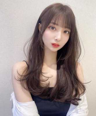 黄皮肤适合什么发型（黄皮肤适合什么发型女）