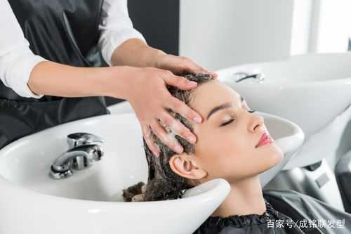 怎么学美发（如何快速在理发店学会洗头）