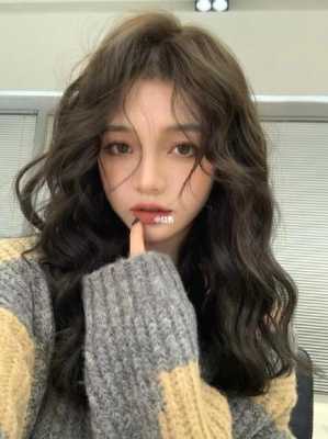 烫发吹干手法教程,烫发怎么吹干成型