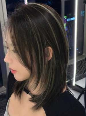 女生黑发挑染什么颜色好看,女生挑染什么颜色好看图片