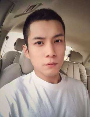 男孩平头好看还是圆头好看,男孩剪什么头发好看图