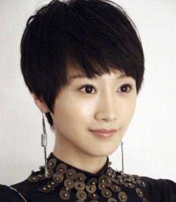 大脸女生适合什么发型,脸稍微胖适合什么发型男生
