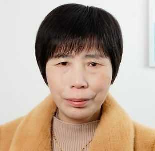 老人剪什么短发图片（78岁女性老人留短发啥发型好看）