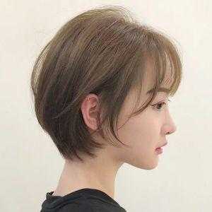 圆脸宽脸适合什么发型（圆脸宽脸适合什么发型女）