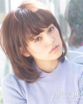头发多适合什么短发型（头发多适合什么短发型女）