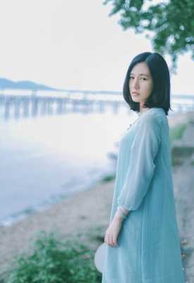 中年女性清新淡雅什么意思,文艺女吸引哪种男人