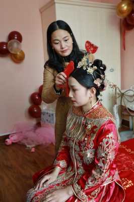 结婚梳头流程,新娘头怎么梳视频