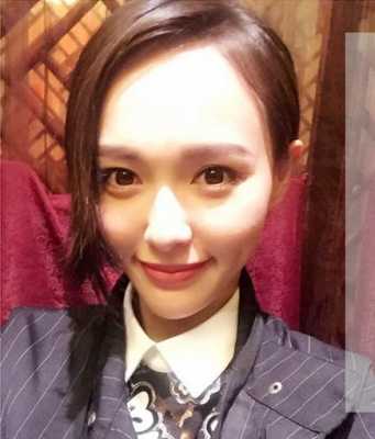 什么的瓜子脸（形容瓜子脸的成语）