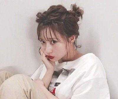 烫什么卷扎丸子头好看（烫什么卷扎丸子头好看图片）