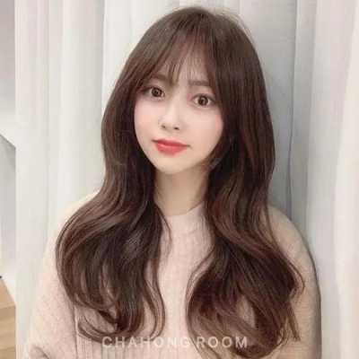 方脸高额头适合什么发型,方脸大脑门梳什么发型好看