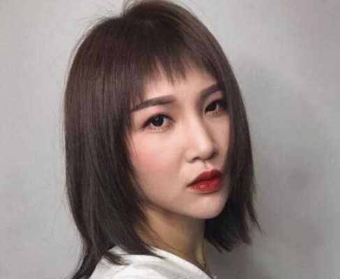 头发很硬适合留什么刘海,头发又短又厚什么发型好看