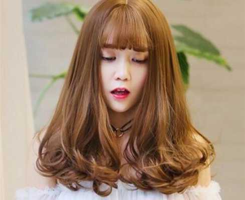 什么样的发型适合长脸（五六十岁女人长脸型适合的发型）