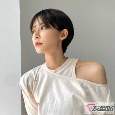 女生剪什么短头发好看（短头发发型怎么剪）