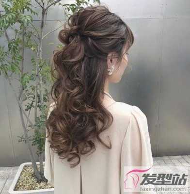 烫什么卷发扎起来好看（烫什么卷发扎起来好看的图片）