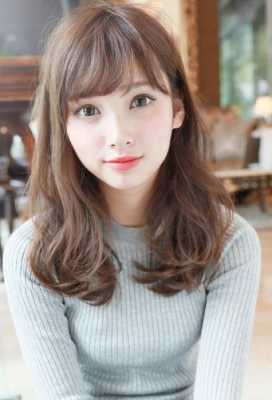 女生的头发怎么变长（女生的头发怎么变长一点）