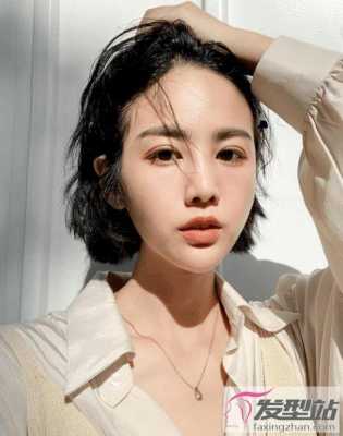 黑头发适合什么发型女（黑头发适合什么发型女生）