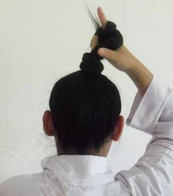 道士头型怎么扎图片（道士头型怎么扎图片大全）
