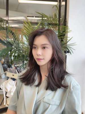 底色巧克力色可以染什么颜色,巧克力色头发挑染什么颜色好看