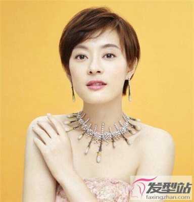 长方脸适合什么短发女（长方脸适合什么短发女图片）