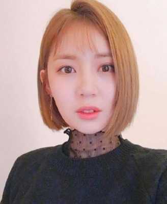 长方脸适合什么短发女（长方脸适合什么短发女图片）