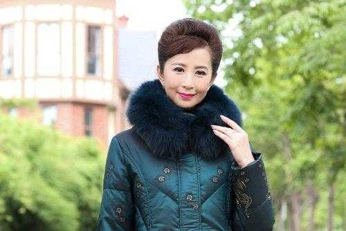 七十岁染头发好不好,中老年留什么发形好看女
