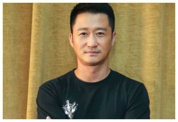 吴京是直发吗,吴京的发型叫什么名字来着