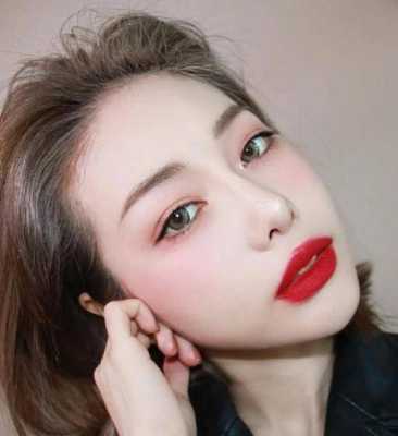 20岁染什么颜色显白（20岁女生适合用什么颜色的口红）