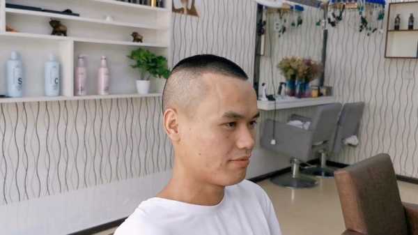 寸头后面怎么剪好看（寸头后面怎么剪好看图片）