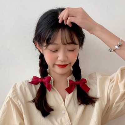 低双马尾扎到什么地方（双低马尾怎么扎）