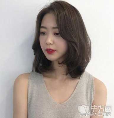 齐肩中长发怎么烫好看（齐肩中长发怎么烫好看图片）