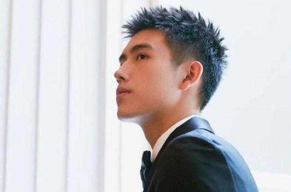 男孩子剪什么头发帅（男孩子剪什么头发帅一点）