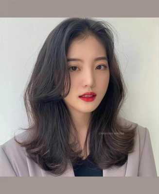 国字脸绑什么头发好看（国字脸绑什么头发好看图片）