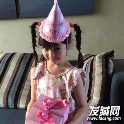 一岁女宝宝剪什么发型（一岁女宝宝要留长头发怎么剪）
