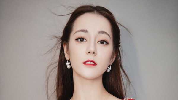 迪丽热巴的卷发叫什么（迪丽热巴的卷发叫什么名字）