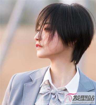 超短发怎么留长发窍门（短发怎么留长发）
