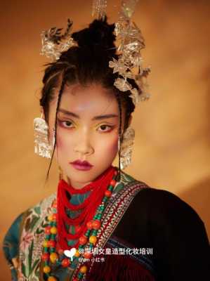 穿民族风头发怎么搭配（穿民族风头发怎么搭配衣服）