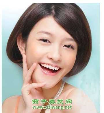 短发蘑菇头怎么扎好看（蘑菇头发型怎么扎）