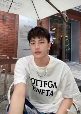 什么样的短发好看男生（男生有什么好看的短发头型）