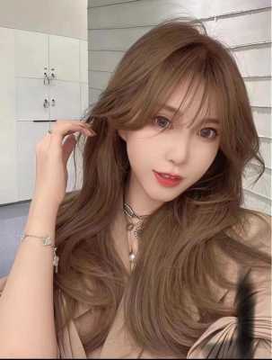 亚麻色头发适合什么人（亚麻色头发适合什么人穿）