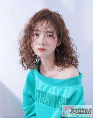 烫什么样的卷发不用打理,什么样的烫发不用打理而且看着特别有弹性
