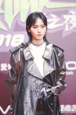 李宇春发型怎么剪（周笔畅和李宇春为啥长得一样）